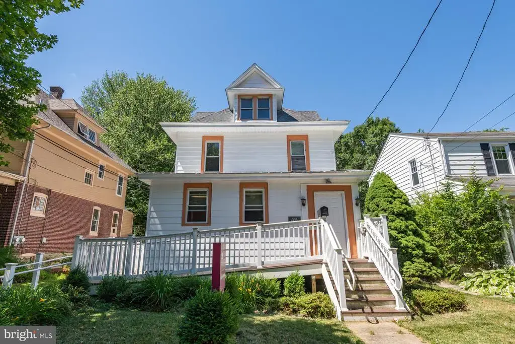 423 N Pennsylvania Ave, MORRISVILLE