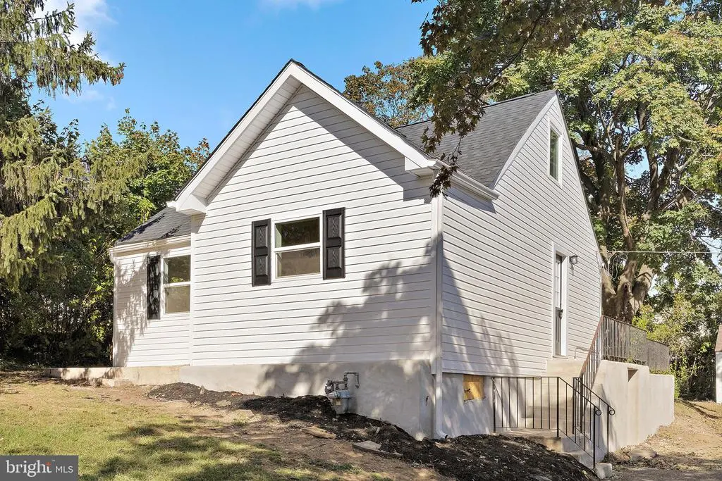 14 Rosalie Ln, Aston