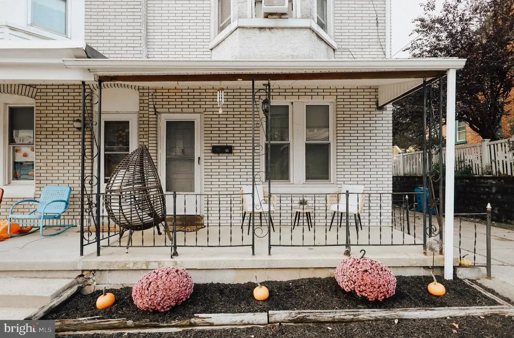 11 Seminary Ave, Reading