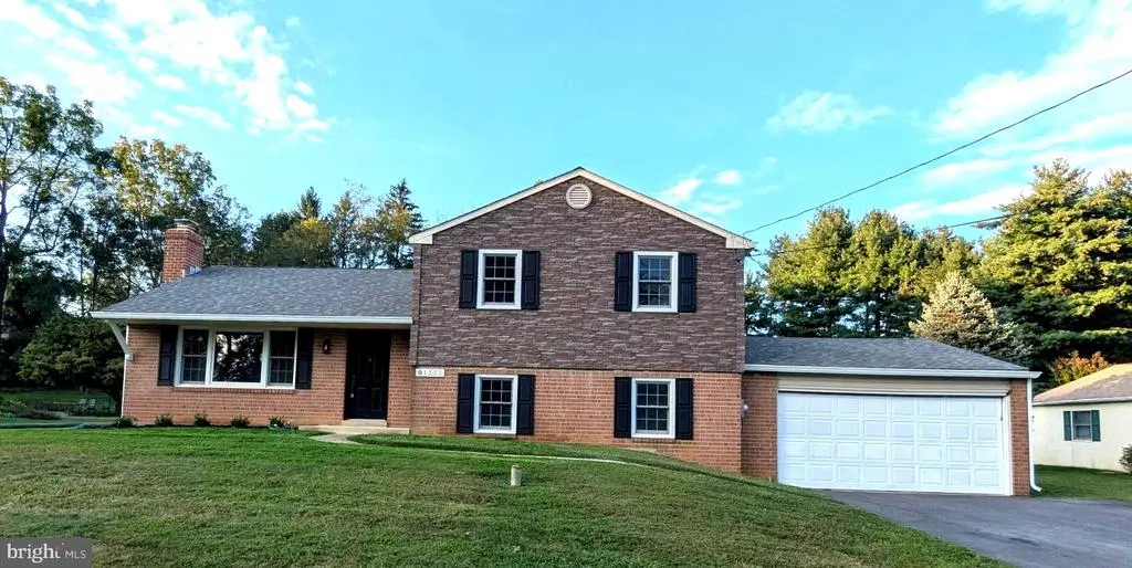 1221 Boulder Ln, WEST CHESTER