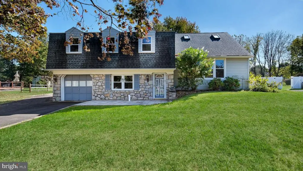 1233 Spencer Rd, Warminster