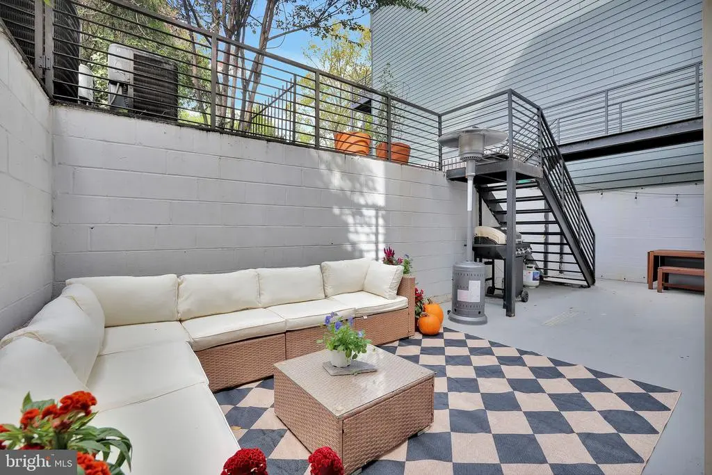 712 Kearny St Ne #5, WASHINGTON