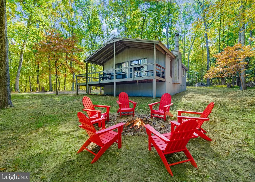 129 Redbud Ln, HEDGESVILLE