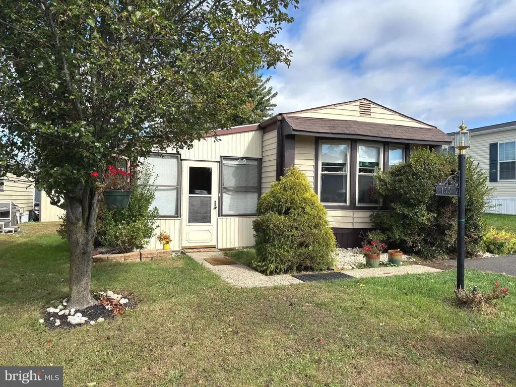 155 Hillside Ct, NORTH WALES