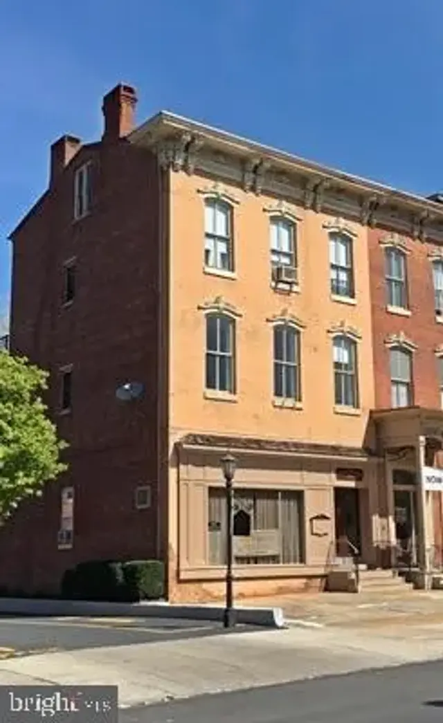 235 E Market St #2nd Rear, York