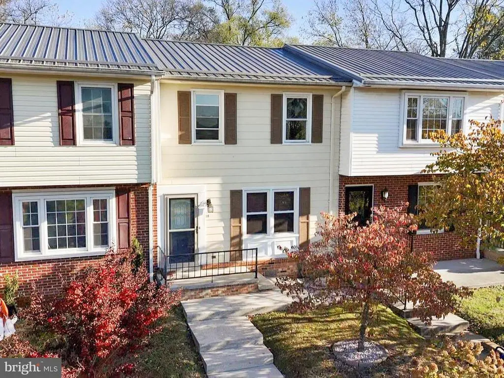 59 Early Ave, PETERSBURG