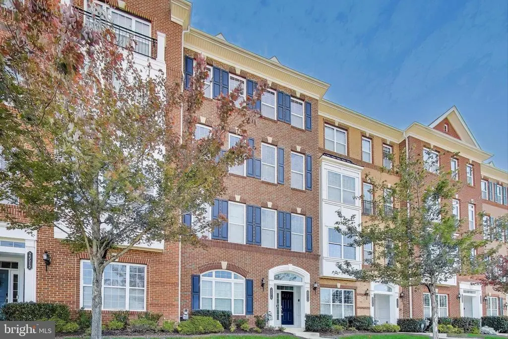 23516 Hopewell Manor Ter, ASHBURN