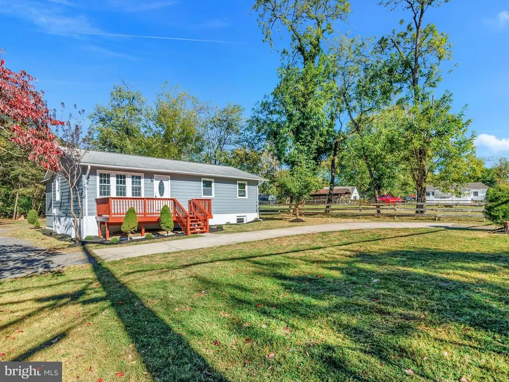 8635 Emory Grove Rd, GAITHERSBURG