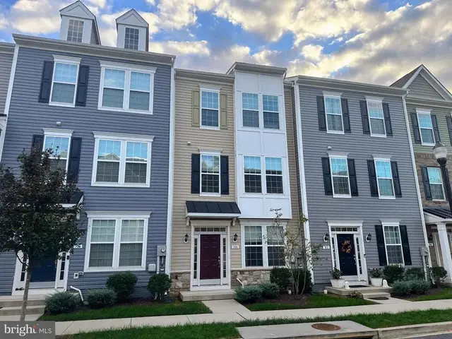 304 Spring Bank Way, Frederick