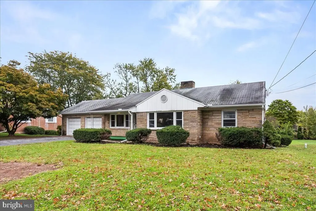 908 Vine St, Middletown