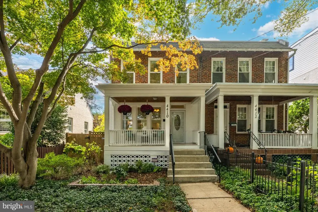 4410 Harrison St Nw, WASHINGTON