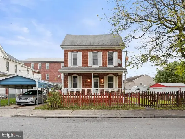 3 Sprenkle Ave, Hanover
