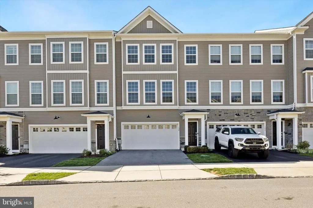 138 Livingston Ln, EXTON