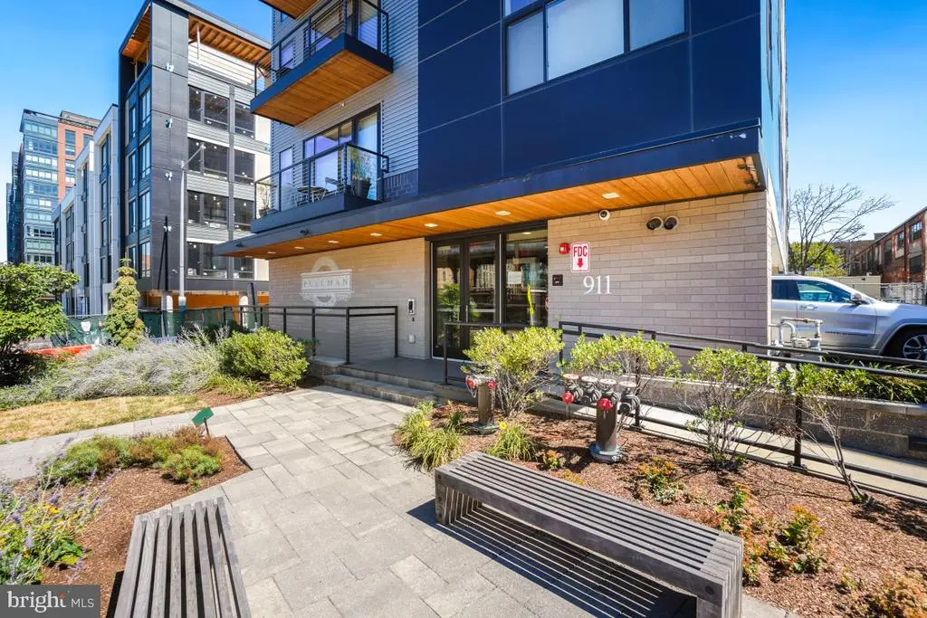 911 2nd St Ne #501, WASHINGTON