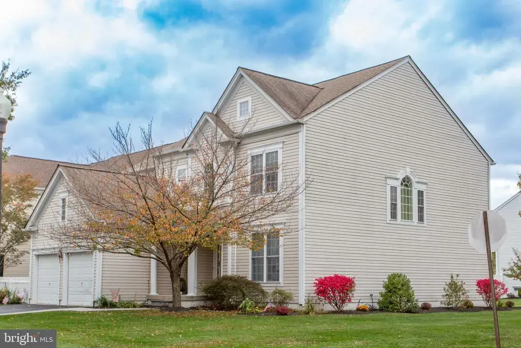 354 E Armstrong Dr, FOUNTAINVILLE