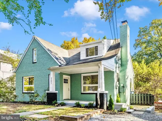 8203 Greenwood Ave, Takoma Park