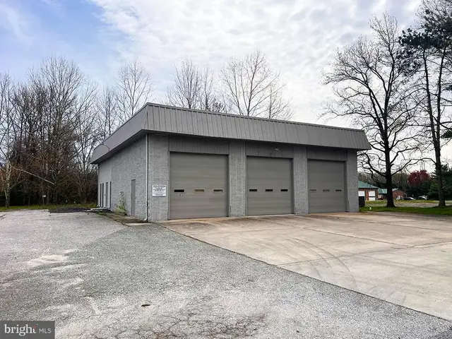 405 Laburnum Rd, Edgewood