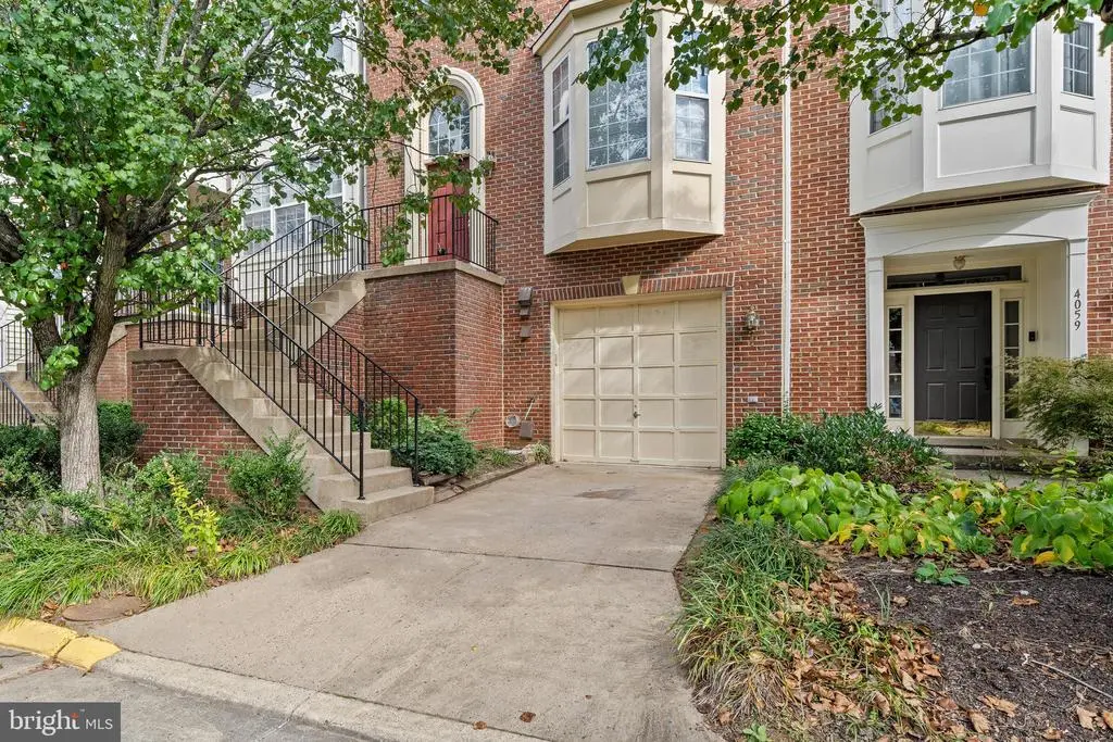 4057 Cornwall Ct, FAIRFAX