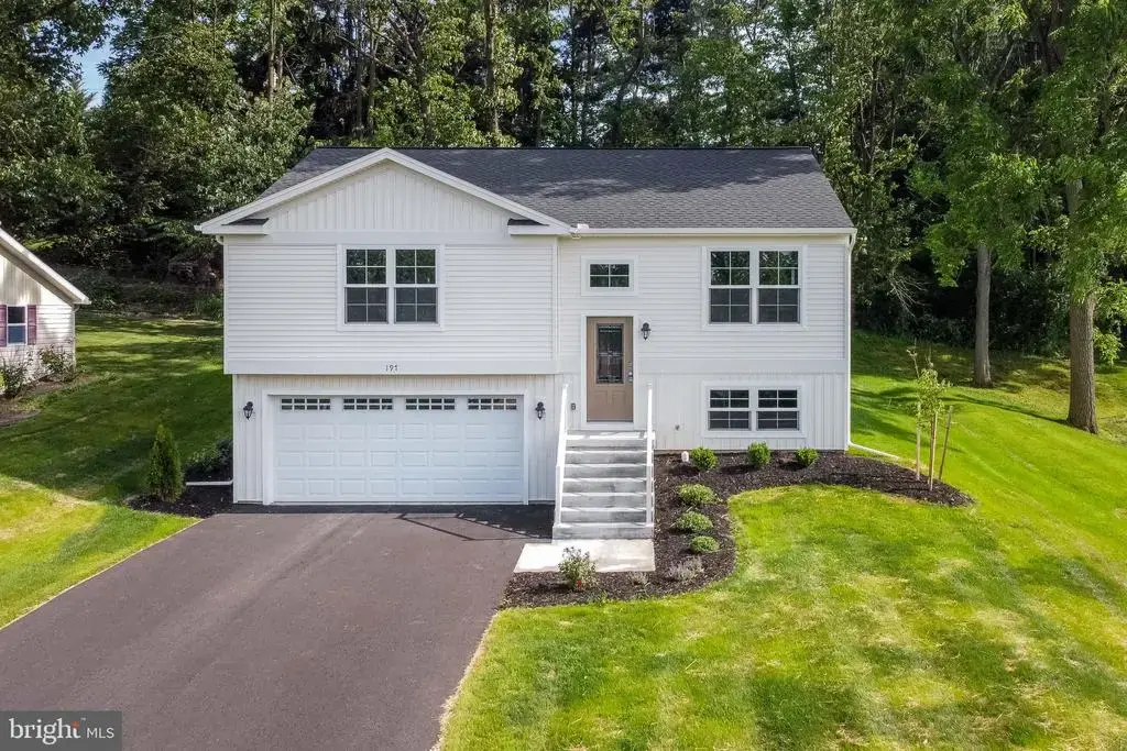 197 Echo Dr, CHAMBERSBURG