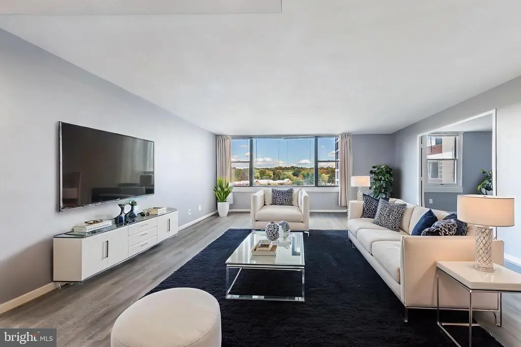 4600 Duke St #921, ALEXANDRIA