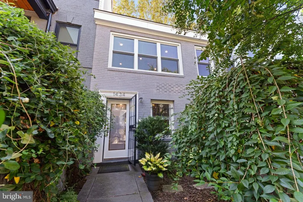 1434 Oak St Nw, WASHINGTON