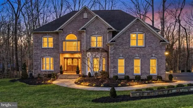 2004 Diane Ln, Ellicott City