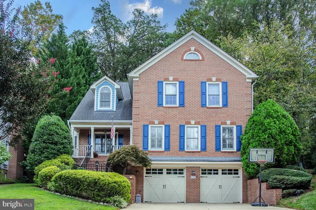 8006 Ellingson Dr, Chevy Chase