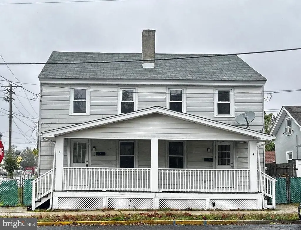 2 E Vine St, Millville