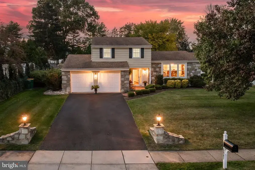 5967 Griscomb Dr, BENSALEM