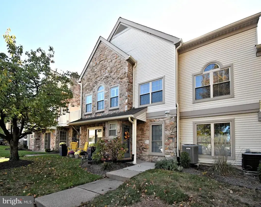 210 Remington Ct, CHALFONT