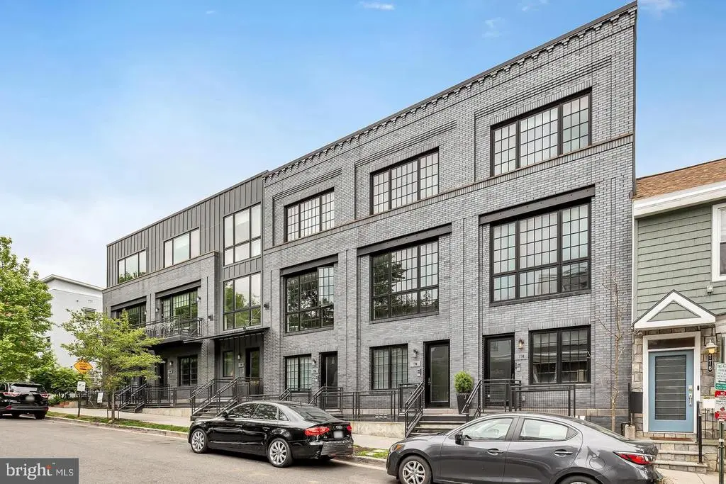 774 Girard St Nw #2w, WASHINGTON