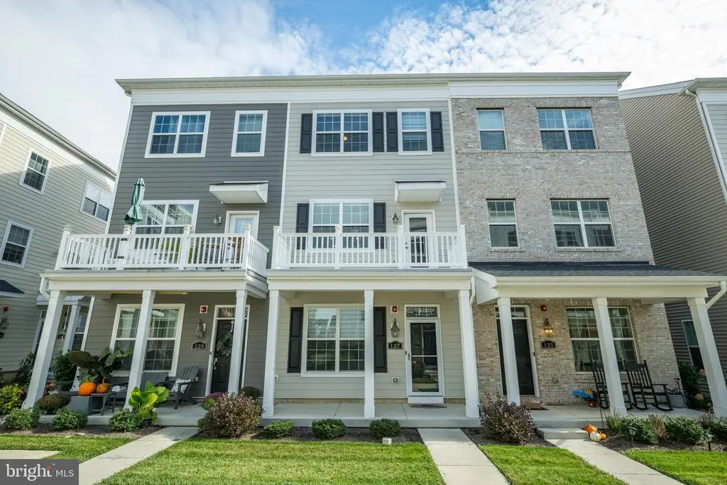 127 Gaslight Alley, BENSALEM