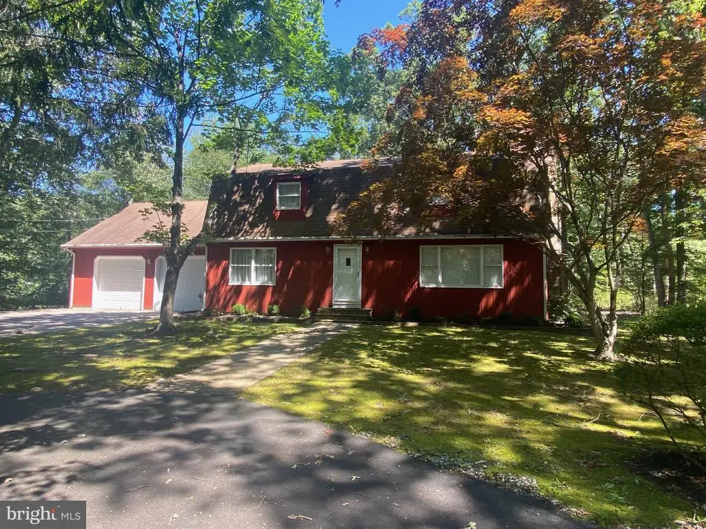 13132 W Buckshutem Rd, MILLVILLE