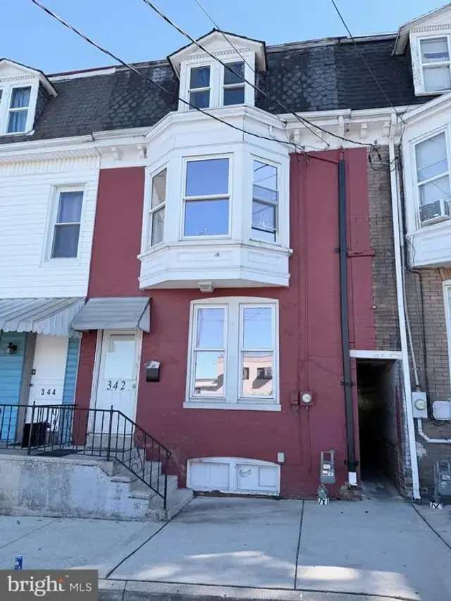 342 E Cottage Pl, York