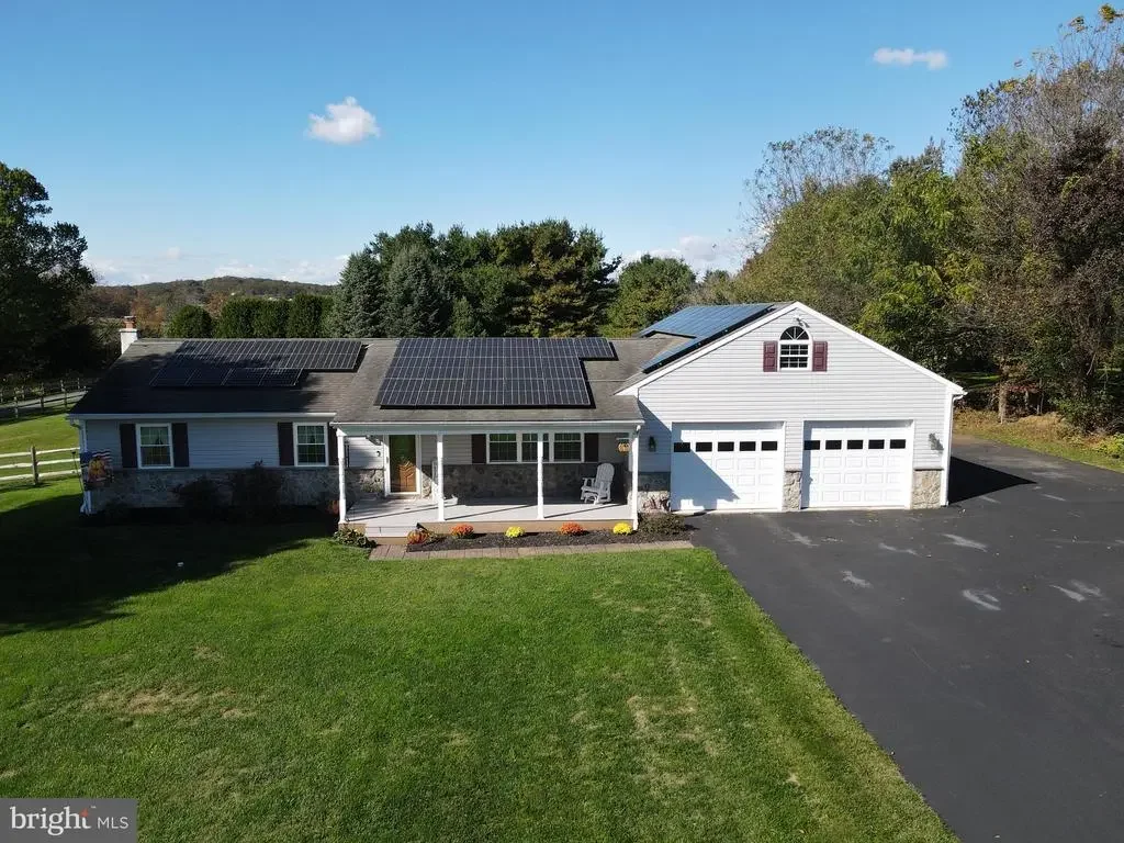 167 Davis Rd, COATESVILLE