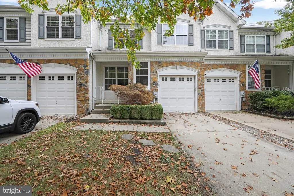 108 Weaver Dr, MARLTON