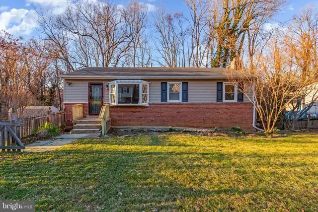 5402 Trent St, Clinton