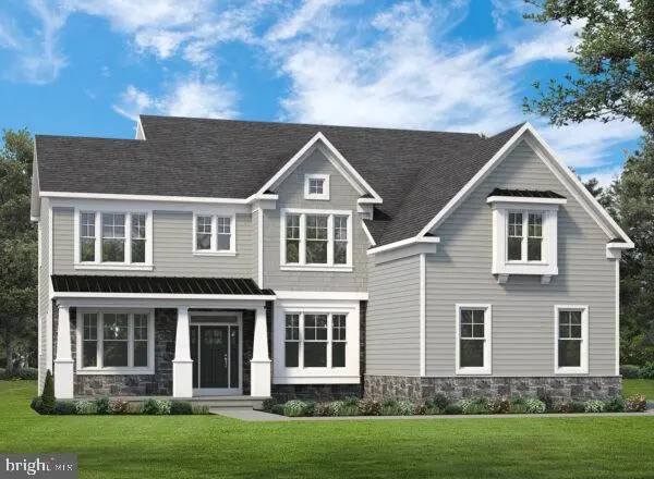 156 Lexington Manor, GLENMOORE