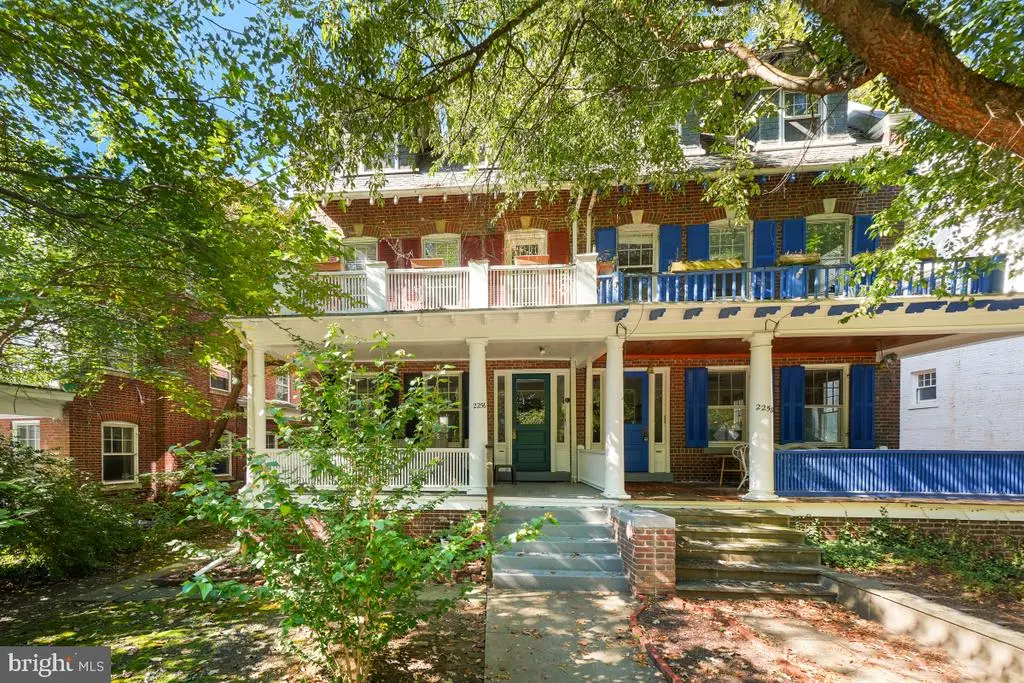2256 Cathedral Ave Nw, WASHINGTON
