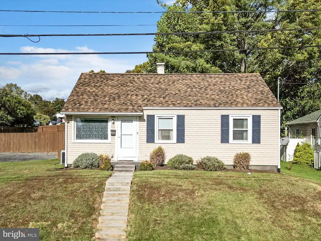 813 W 14th St, FRONT ROYAL