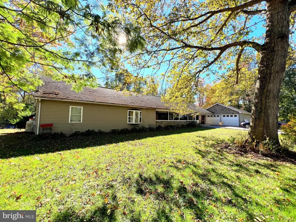 511 Pine Dr, SACRAMENTO