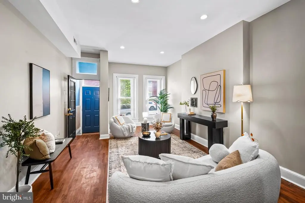 102 S Washington St, Baltimore