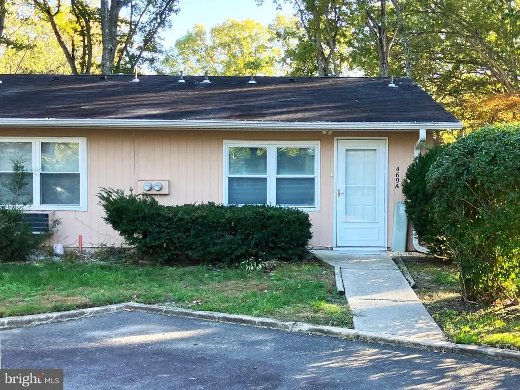 469a Thornbury Ct, LAKEWOOD