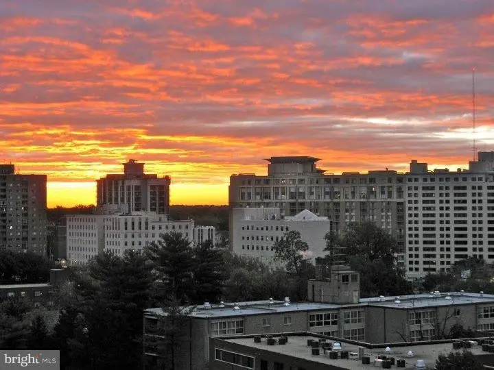 8315 Brook Ln #2-902, Bethesda