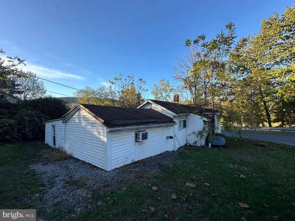 113 E 1st Ave, EVERETT