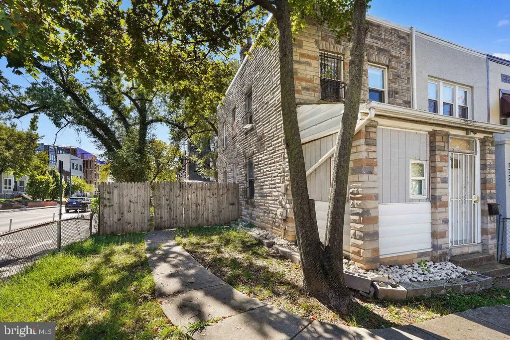 1729 L St Ne, Washington