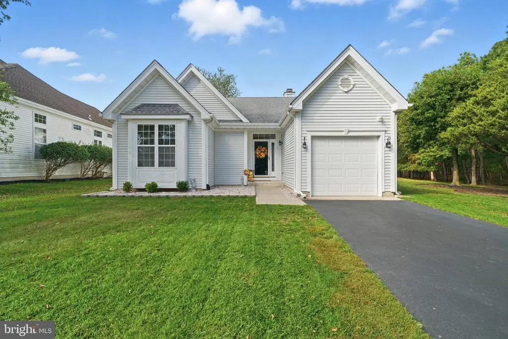 7 River Bend Ct, Barnegat