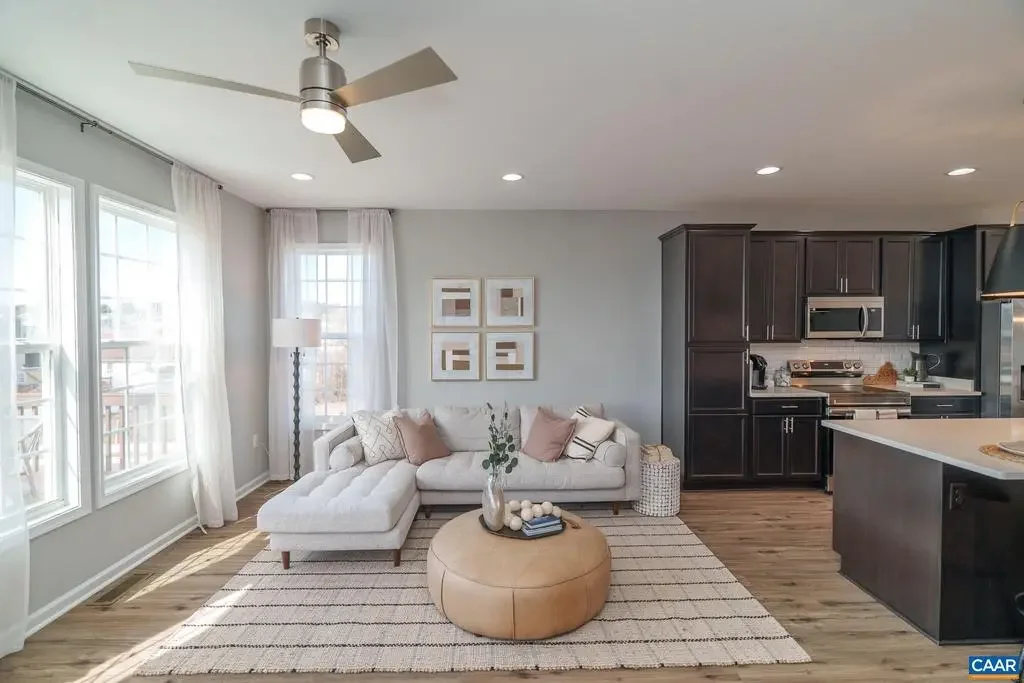 304 Cheshire Ln, WAYNESBORO