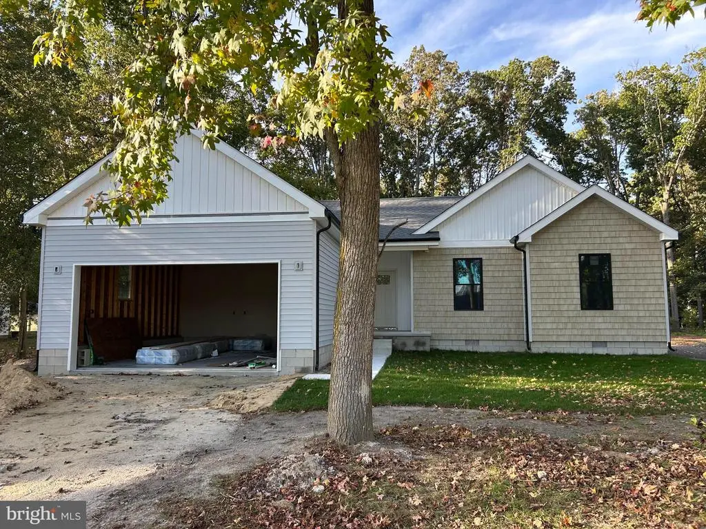 6873 Robin Dr, SEAFORD