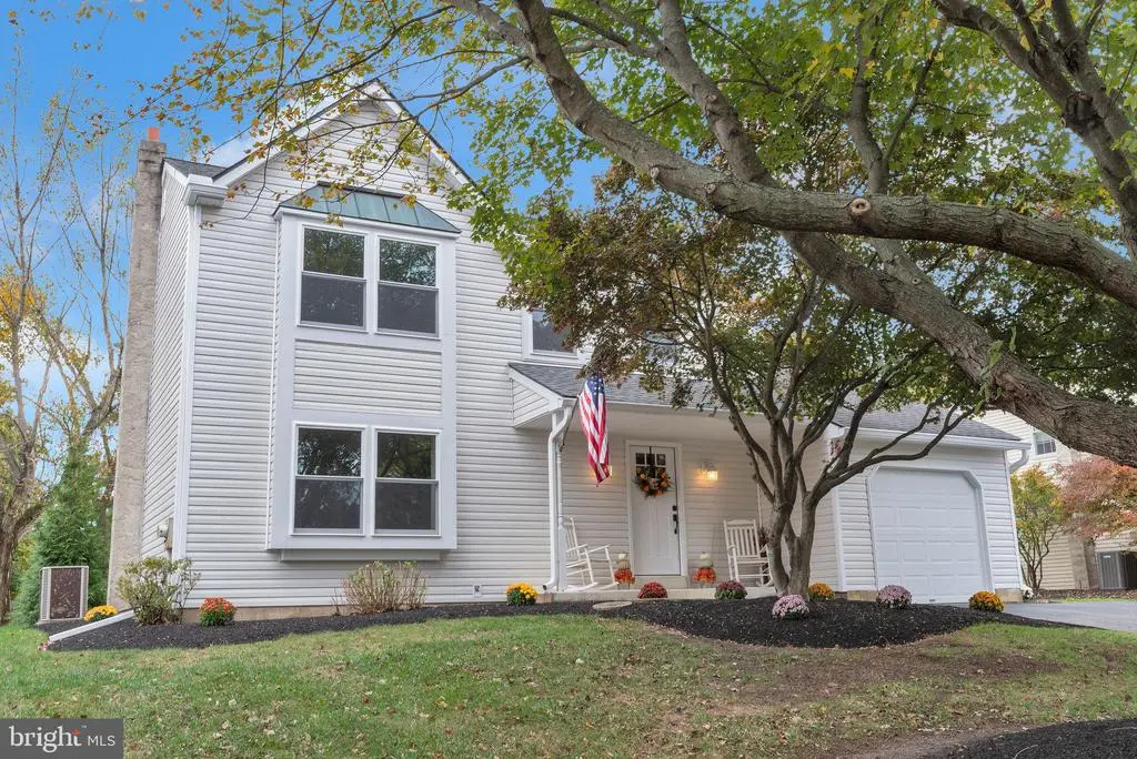 2158 Green  Ridge Dr, WARRINGTON